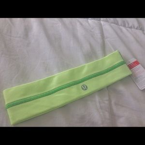 RARE! Flyaway Tamer Headband